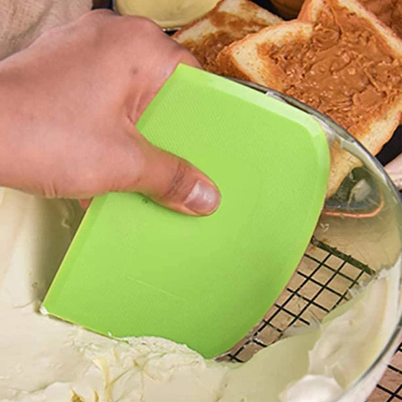 3Pcs Dough Scraper Set Plastic Dough Cutter Cake Cream Scraper Dough Cutting Knife Cake Spatula Cake Decorating Tool Baking Tool