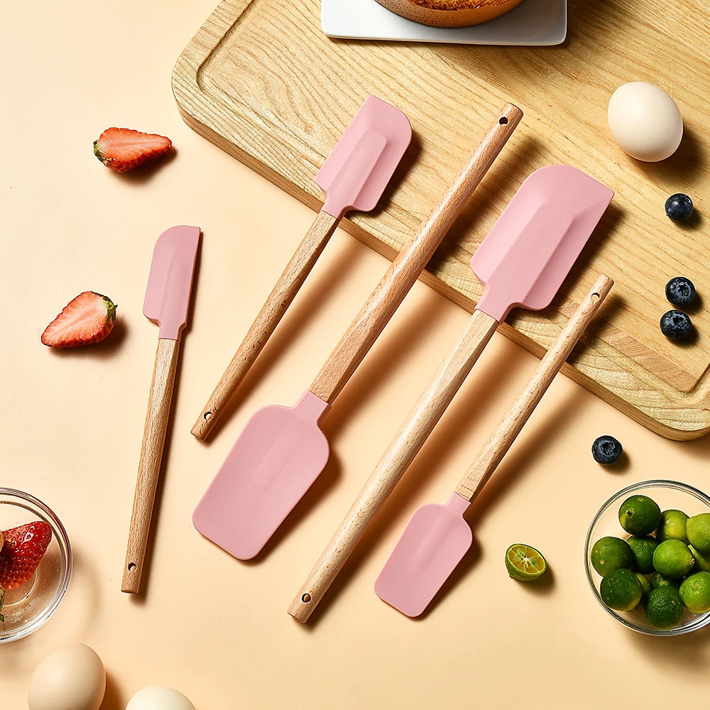 5Pcs Cream Cake Silicone Spatula Wooden Handle Baking Pastry Scraper Blenders Non-stick Kitchen Dessert Cookies Cutter Mixer