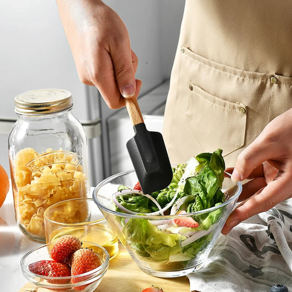 5Pcs Cream Cake Silicone Spatula Wooden Handle Baking Pastry Scraper Blenders Non-stick Kitchen Dessert Cookies Cutter Mixer