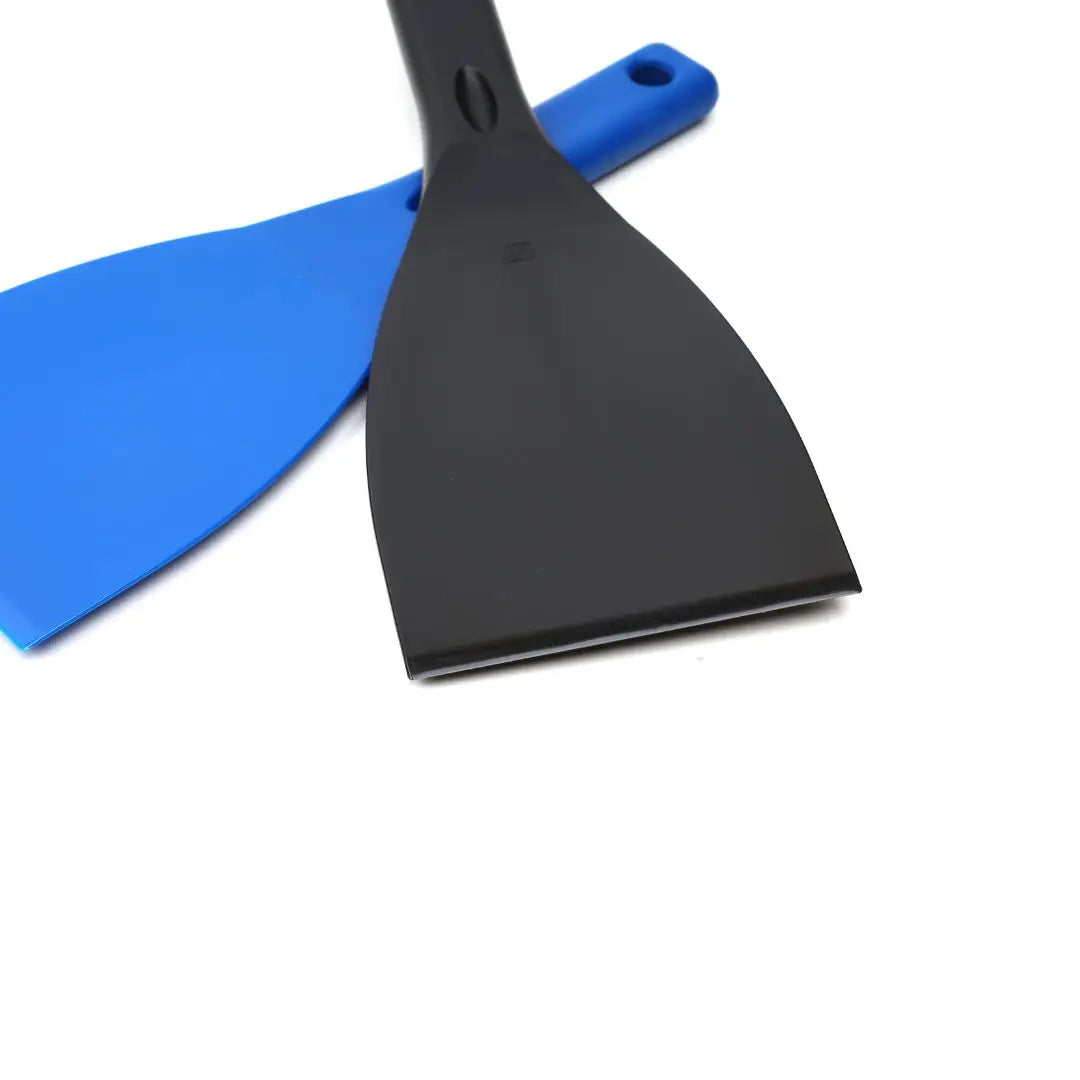 Flexible Pizza Dough Scraper Spatula Pizza Dough Cutter Tools And Accessories Dough Spatula for Pizza with Hanging Bracket