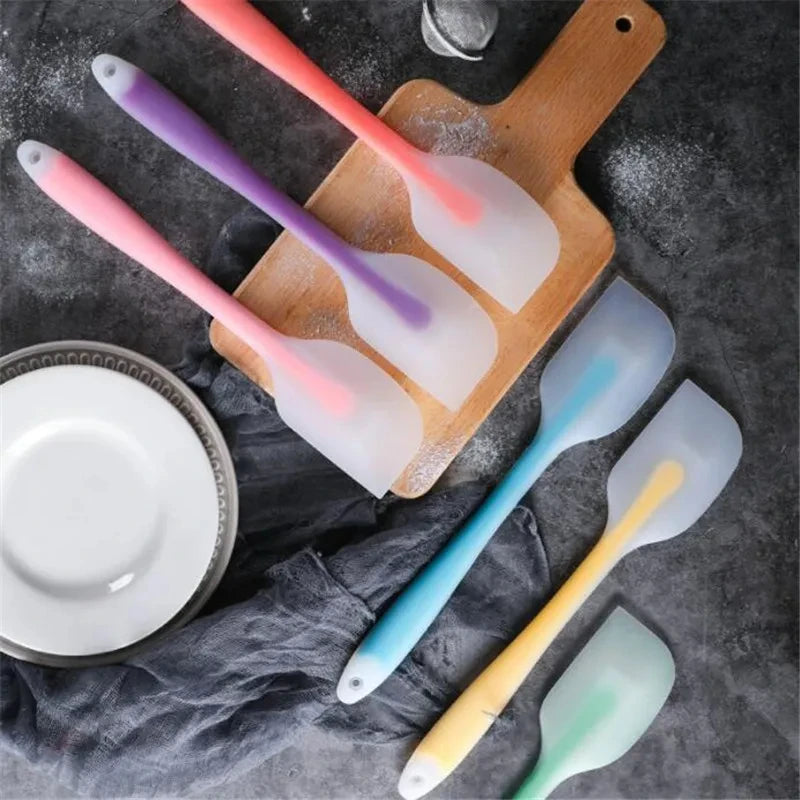 28cm kitchen silicone spatula, semi transparent cooking dough scraper, heat-resistant baking tool, cake brush and scraper
